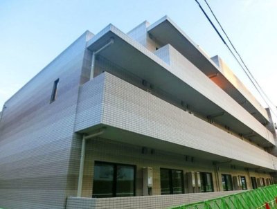 ディップス高田馬場駅前