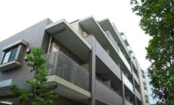 メゾンカルム西新宿