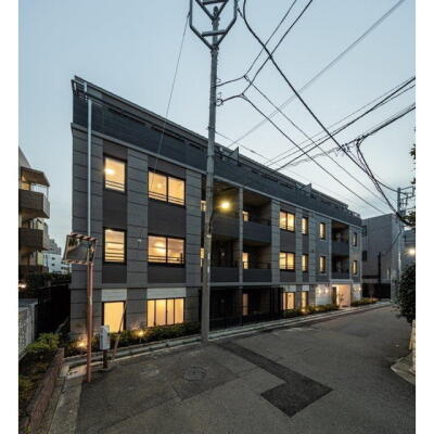 ラペルラ市谷砂土原町